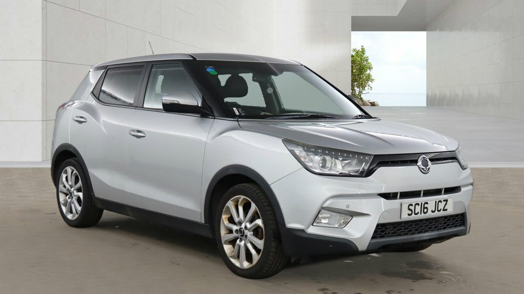 SsangYong Tivoli 1.6 E-xgi Elx Suv Euro 6 Ss Silver