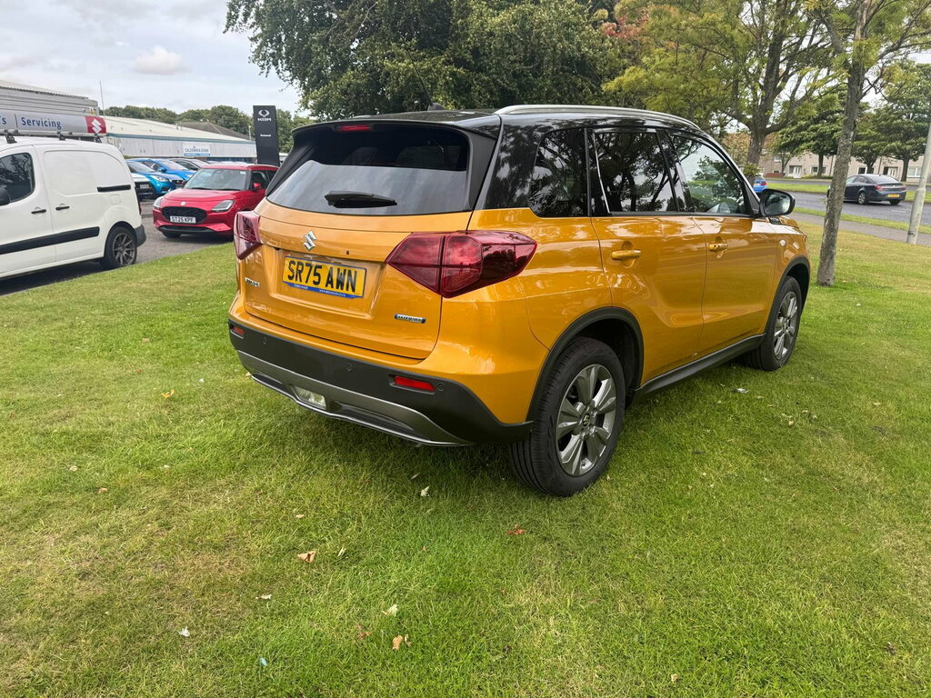 Suzuki Vitara 1.4 Boosterjet Mhev Motion Suv Hybrid M Yellow #4