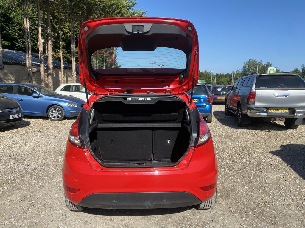 Ford Fiesta 1.0 T Ecoboost Zetec Red #4