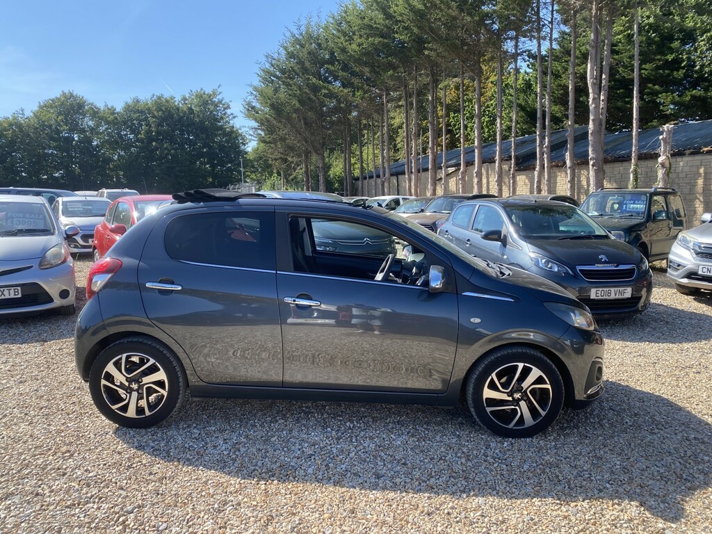 Peugeot 108 1.2 Vti Puretech Allure Grey #2