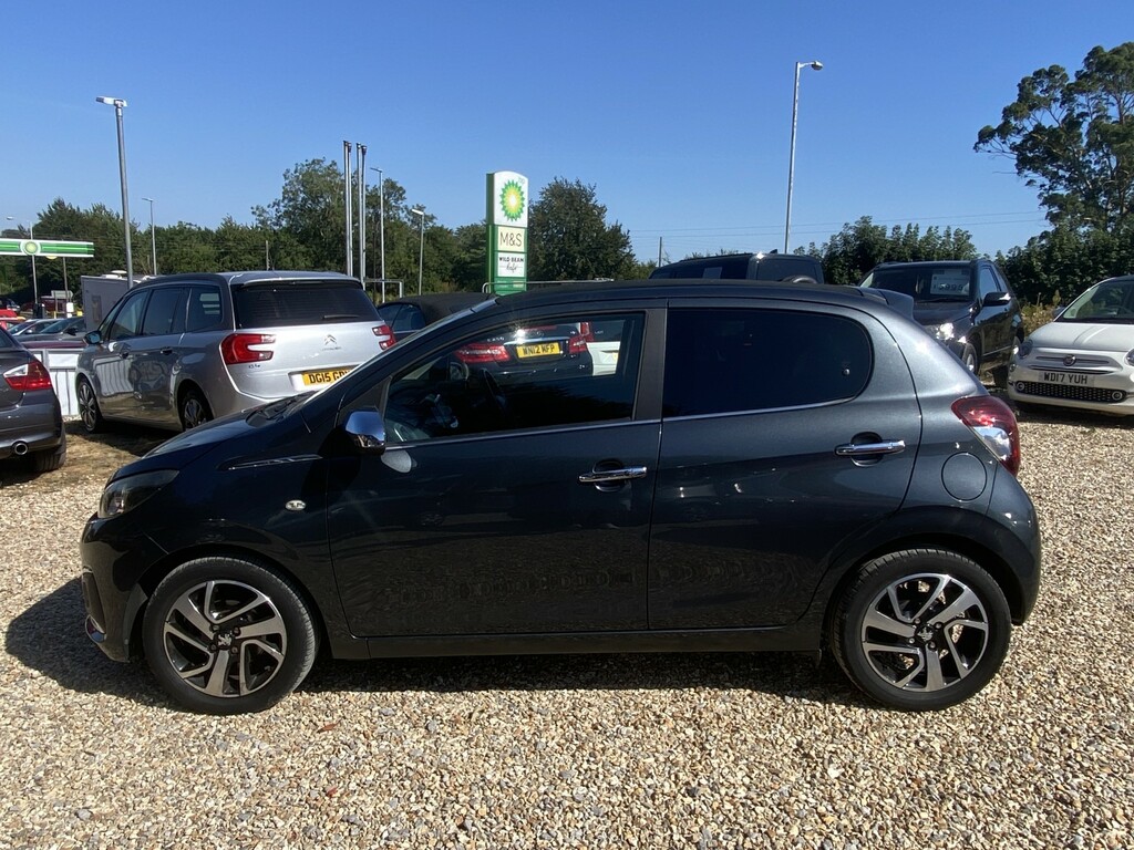 Peugeot 108 1.2 Vti Allure White #21