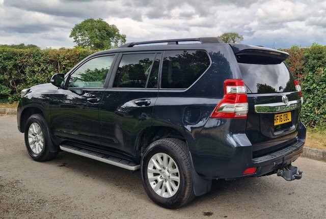 Toyota Land Cruiser 2.8D Invincible 4Wd Euro 6 Silver #16