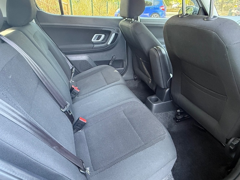 Skoda Fabia 1.4 Tdi Pure Drive Scout Estate Beige #13