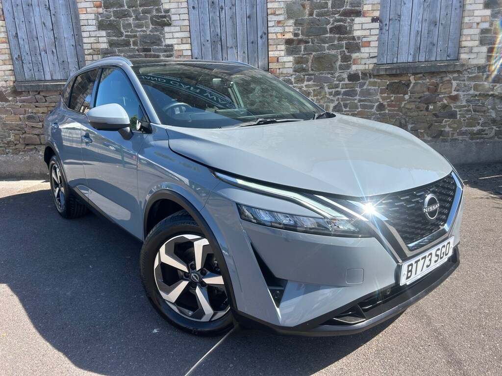 Nissan Qashqai 1.3 Dig-t Mh N-connecta Grey