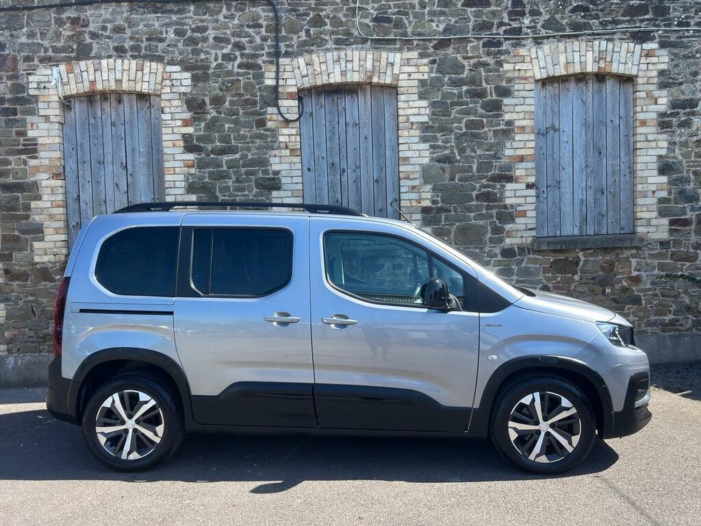 Peugeot Rifter 1.5 Bluehdi 130 Gt Line Grey #2