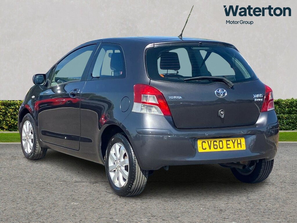 Toyota Yaris 1.33 Vvt-i T Spirit Nav 6 Grey #5