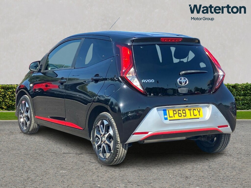 Toyota Aygo 1.0 Vvt-i X-trend X-shift Black #5