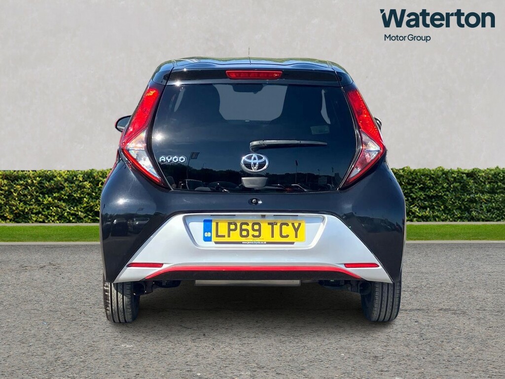 Toyota Aygo 1.0 Vvt-i X-trend X-shift Black #4