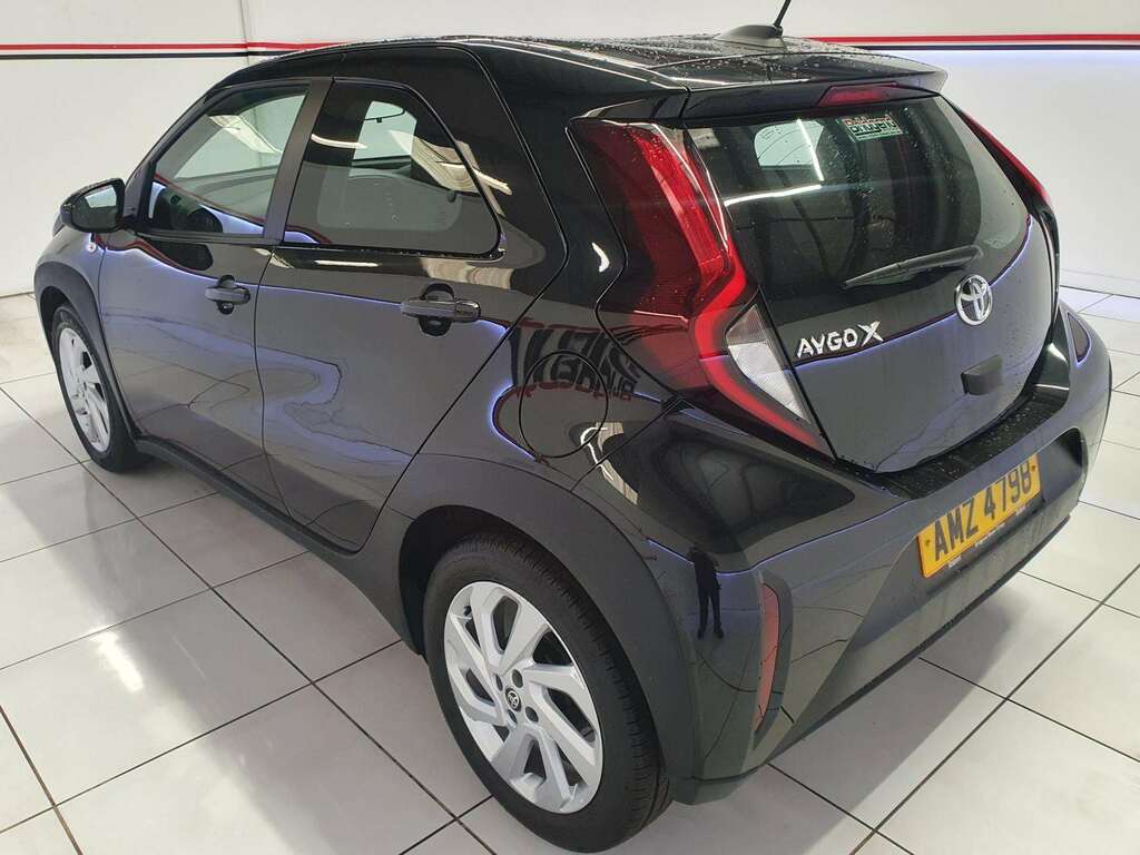 Toyota Aygo 1.0 Vvt-i Pure AMZ4798 Black #4