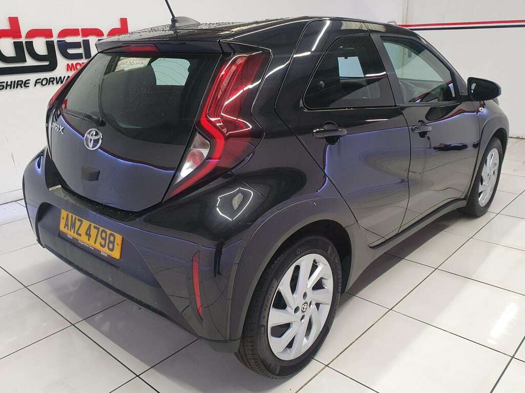 Toyota Aygo 1.0 Vvt-i Pure AMZ4798 Black #6