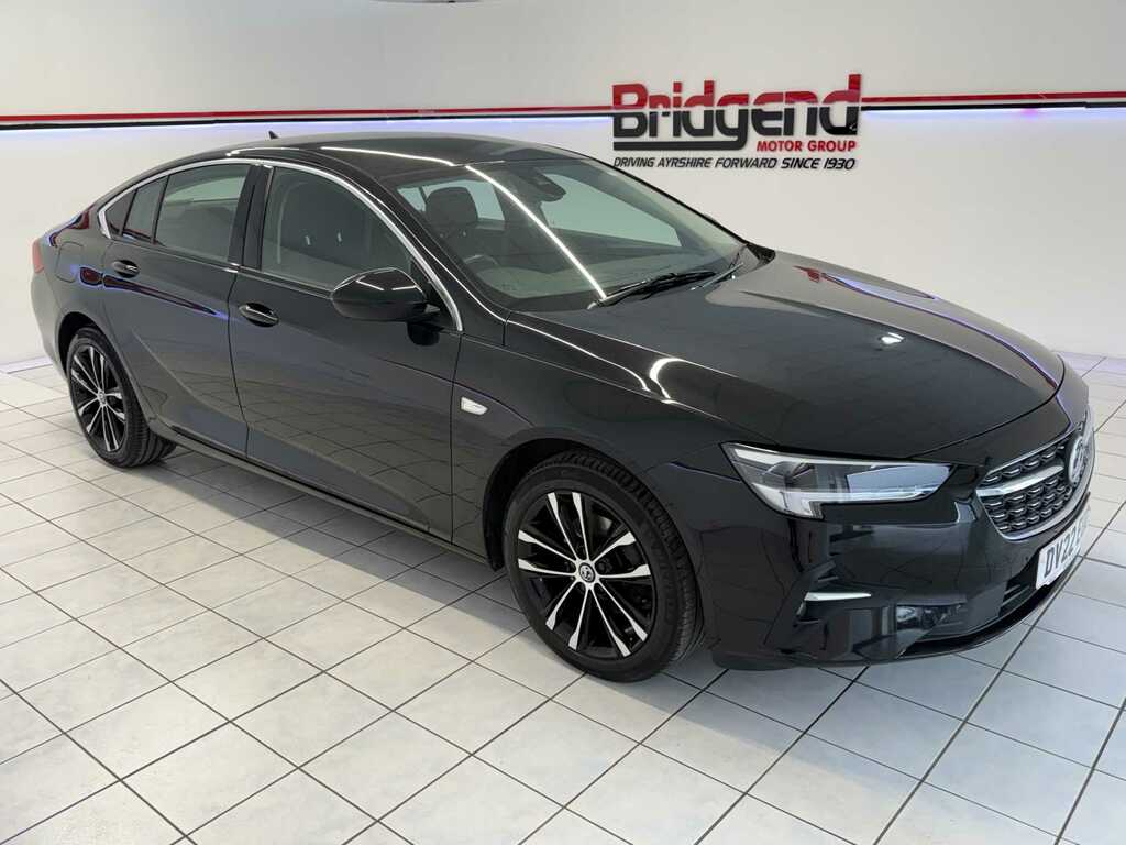 Vauxhall Insignia 1.5 Turbo D Design Grand Sport Black #2