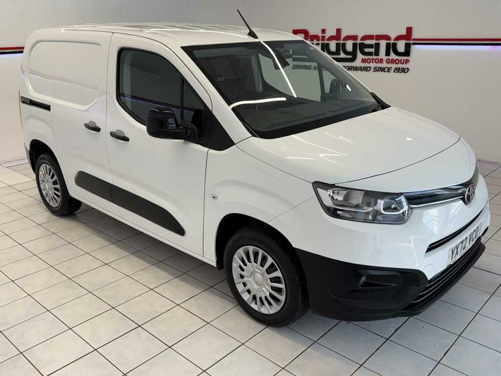 Toyota Proace City 1.5 Bluehdi Icon Short Panel Van YX72VCO White #2