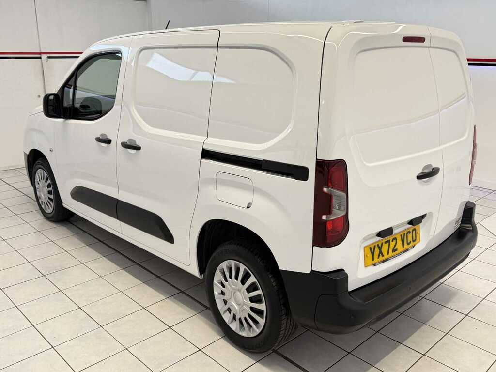 Toyota Proace City 1.5 Bluehdi Icon Short Panel Van YX72VCO White #4
