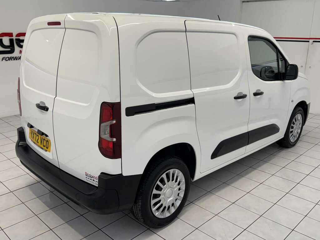 Toyota Proace City 1.5 Bluehdi Icon Short Panel Van YX72VCO White #6