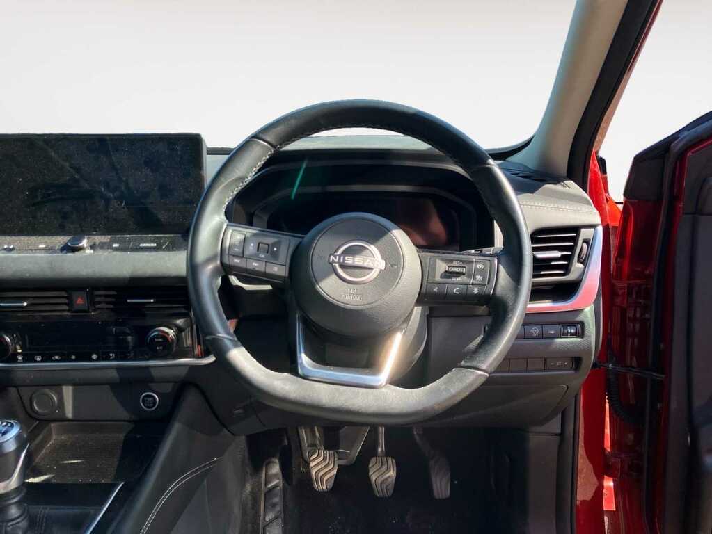 Nissan Qashqai 1.3 Dig-t Mhev N-connecta Suv RF23VMC Red #4