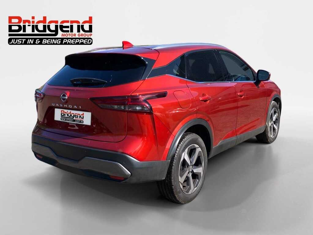 Nissan Qashqai 1.3 Dig-t Mhev N-connecta Suv RF23VMC Red #3