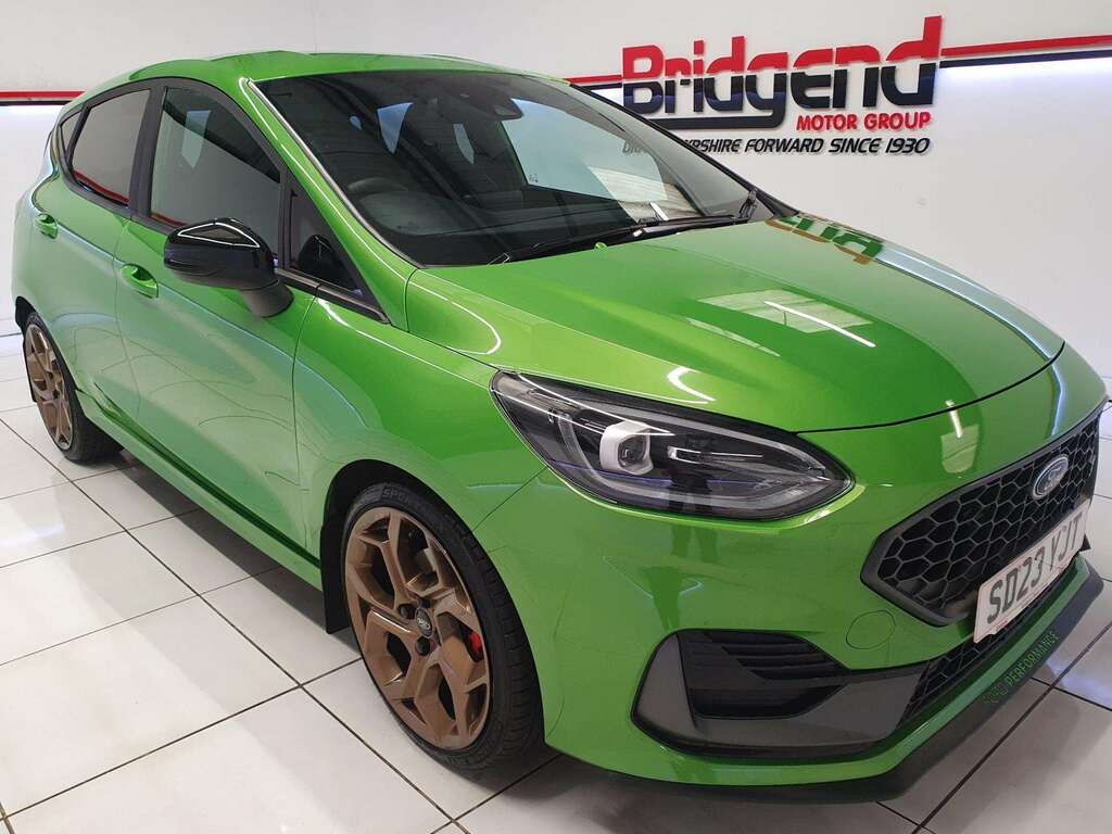 Ford Fiesta 1.5T Ecoboost St-3 Hatchback Green
