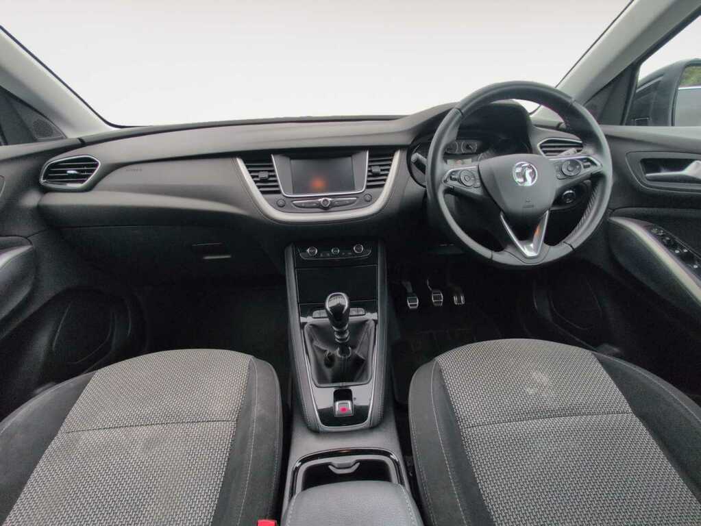 Vauxhall Grandland 1.2 Turbo Design Line Suv White #5