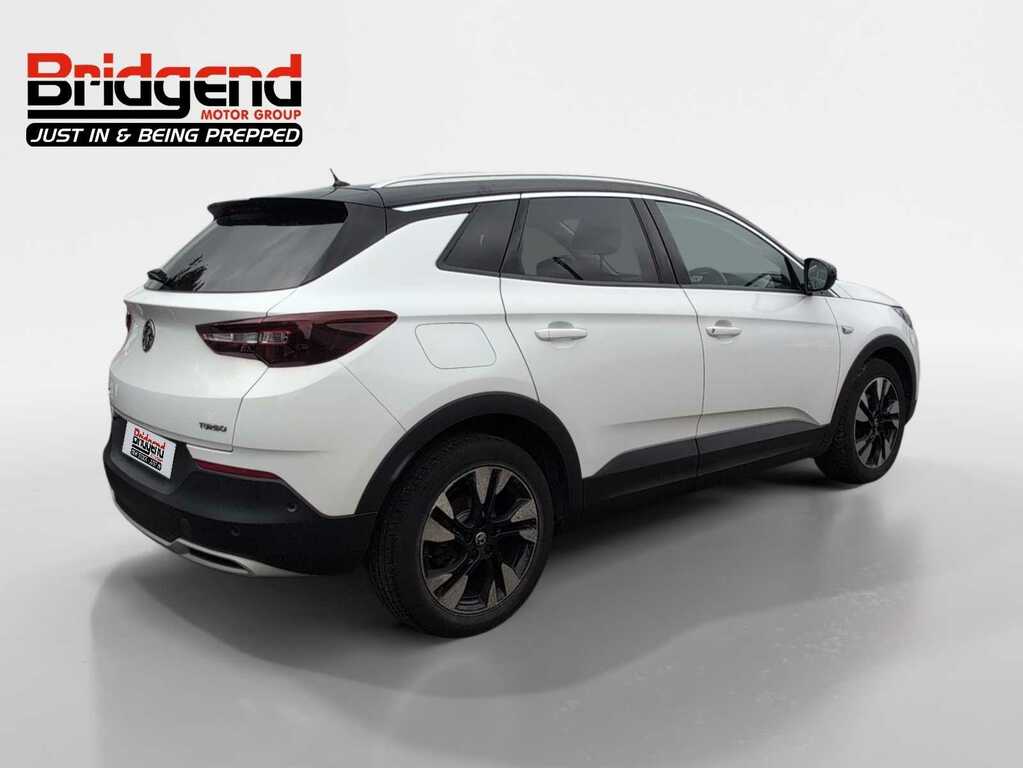 Vauxhall Grandland 1.2 Turbo Design Line Suv White #3