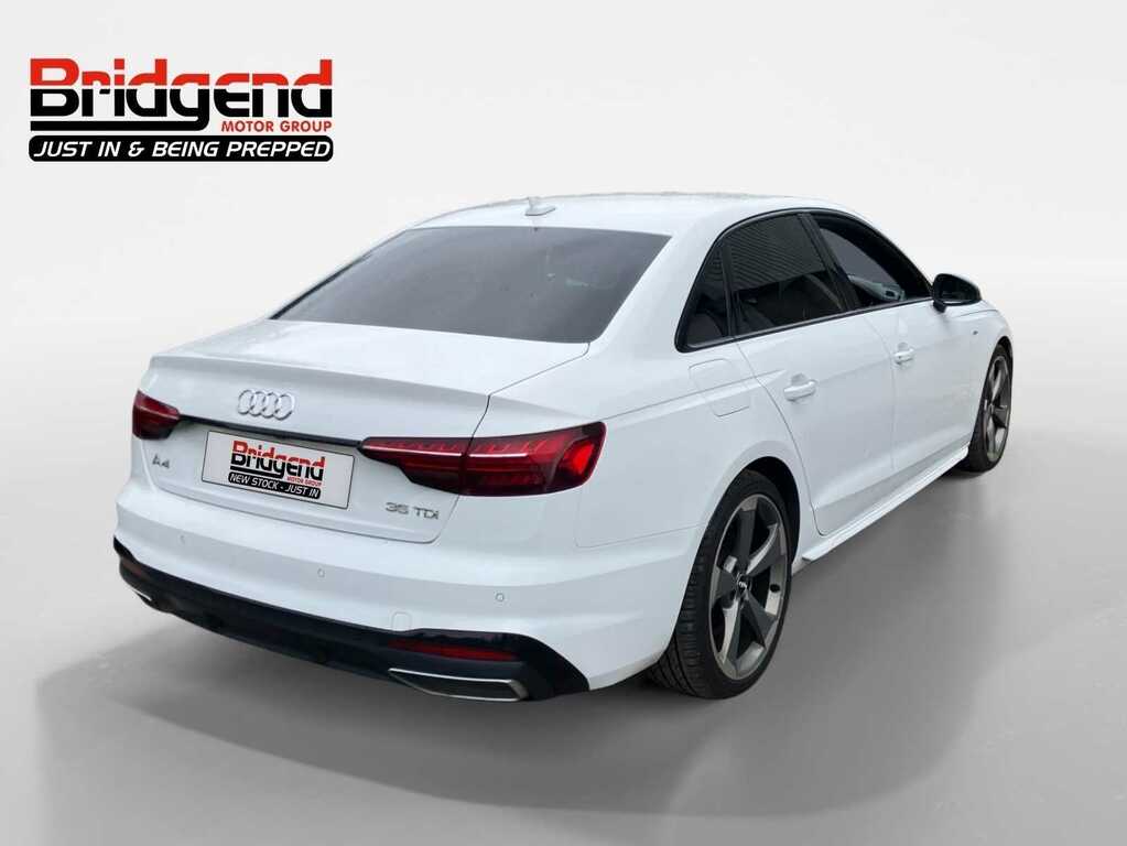 Audi A4 2.0 Tdi 35 Black Edition Saloon White #3