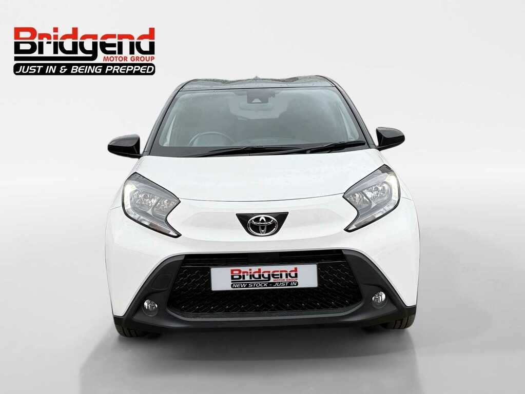 Toyota Aygo 1.0 Vvt-i Edge Hatchback White #3