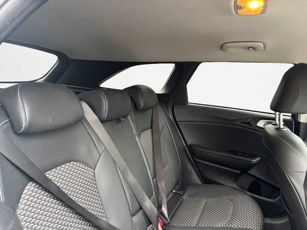 Kia Ceed 1.5 T-gdi 3 Sportswagon White #6