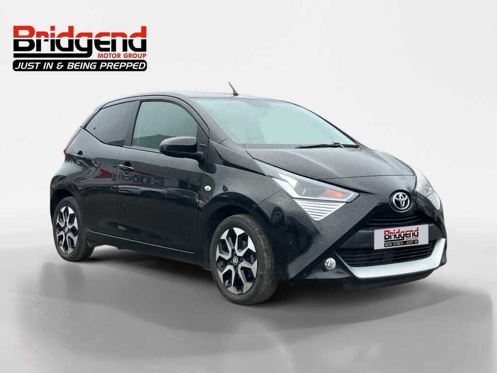 Toyota Aygo 1.0 Vvt-i X-plore Hatchback Black #2