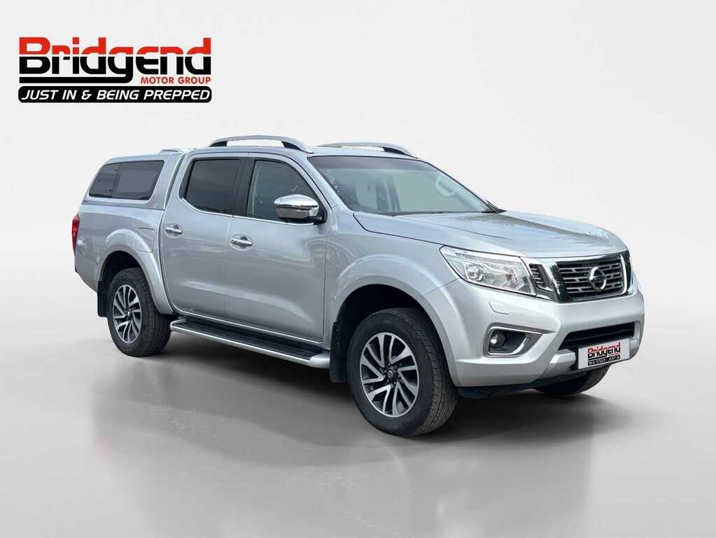 Nissan Navara 2.3 Dci Tekna Pickup Double Cab Silver #2