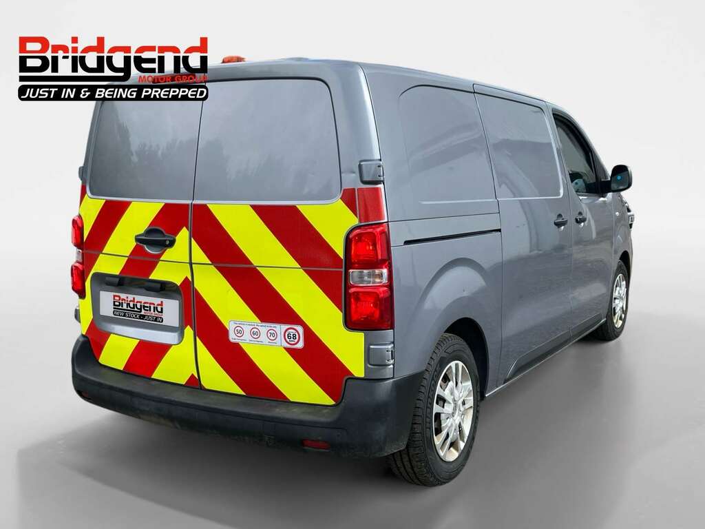 Vauxhall Vivaro 1.5 Turbo D 2700 Dynamic Panel Van 6Dr Manu BK70RZN Grey #3