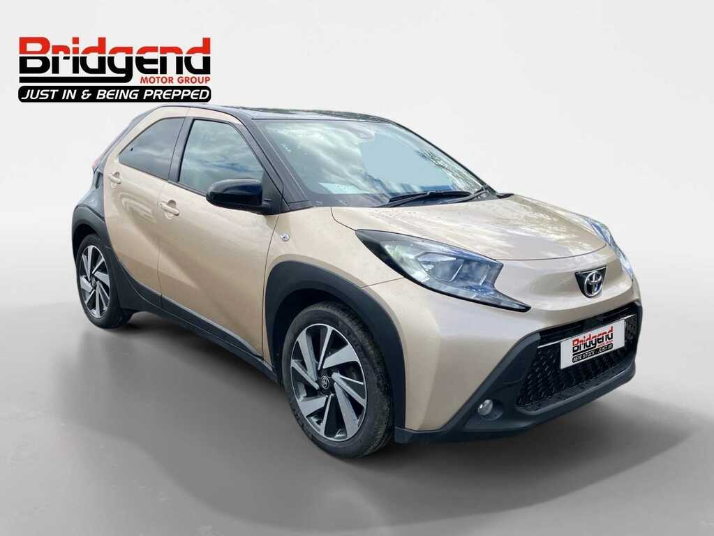 Toyota Aygo 1.0 Vvt-i Edge Hatchback Beige #2