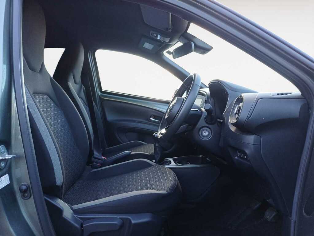 Toyota Aygo 1.0 Vvt-i Edge Hatchback Green #3