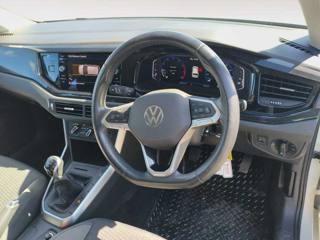 Volkswagen Polo 1.0 Tsi Life Dsg Grey #4