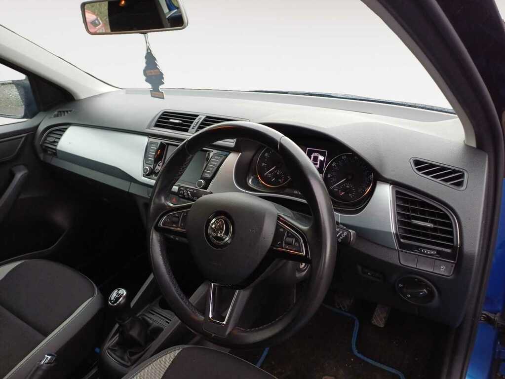 Skoda Fabia Estate Se 1.2 Tsi 90 Ps 5-Speed Silver #3