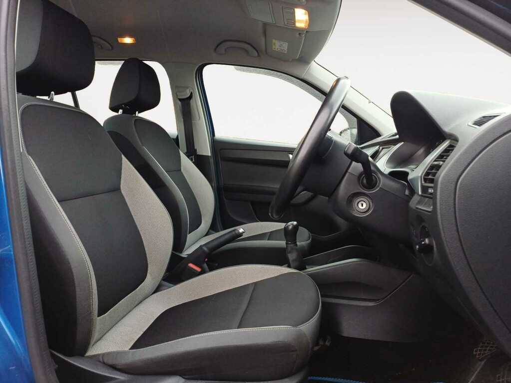 Skoda Fabia Estate Se 1.2 Tsi 90 Ps 5-Speed Silver #1