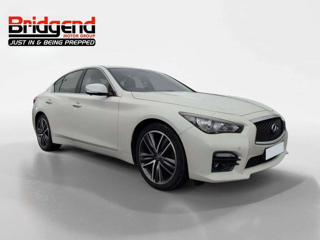 Infiniti Q50 2.2D Sport Saloon White