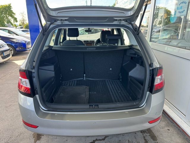 Skoda Fabia Tsi Se L Estate Beige #5