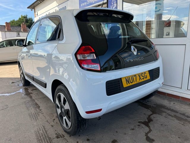 Renault Twingo Sce Play Hatchback White #3