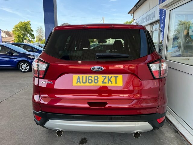 Ford Kuga Tdci Titanium Suv Red #4