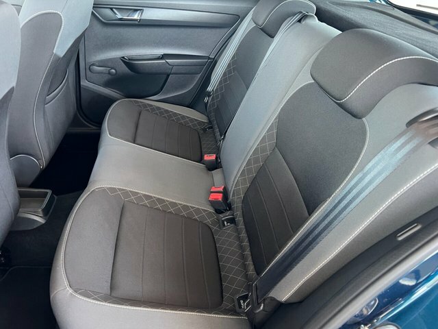 Skoda Fabia 1.0 Tsi Se L 95Ps Estate Red #7