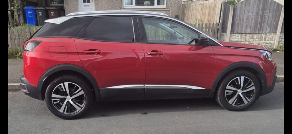 Peugeot 3008 Allure Puretech S S Red #4