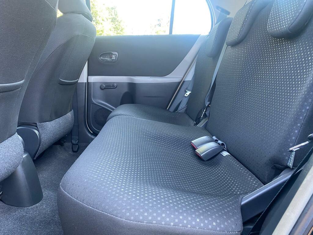 Toyota Yaris Yaris Tr Vvt-i Grey #5