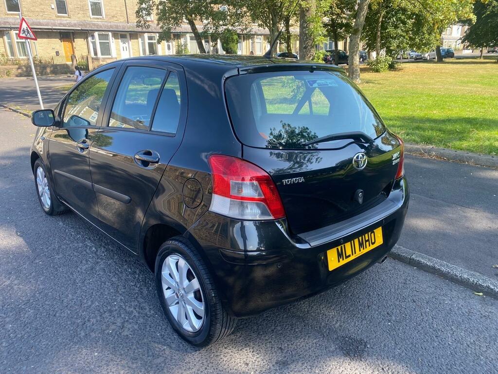 Toyota Yaris Yaris Tr Vvt-i Grey #29