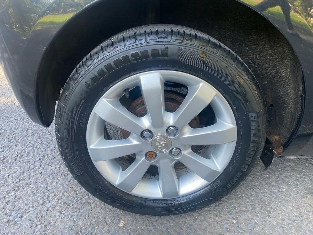 Toyota Yaris Yaris Tr Vvt-i Grey #23