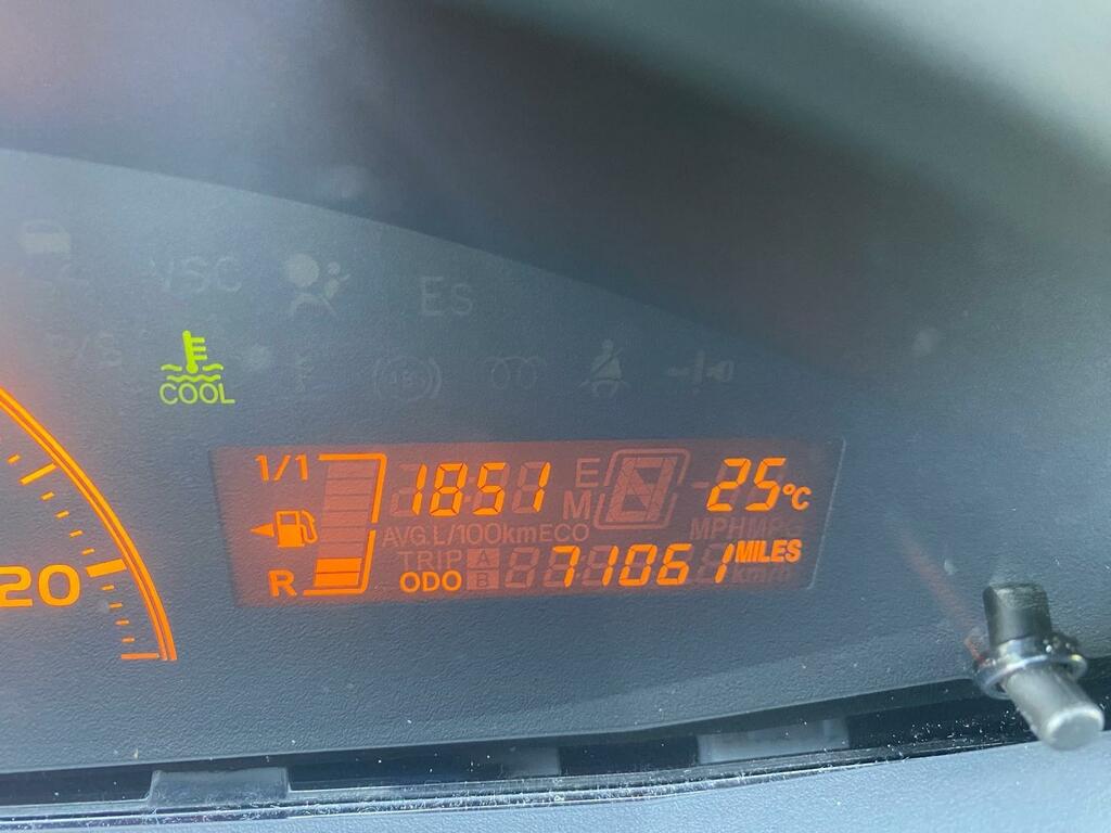 Toyota Yaris Yaris Tr Vvt-i Grey #17