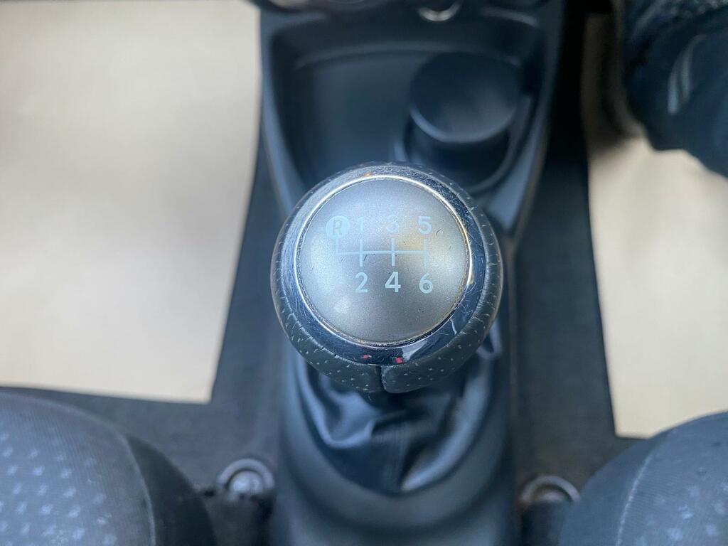 Toyota Yaris Yaris Tr Vvt-i Grey #13