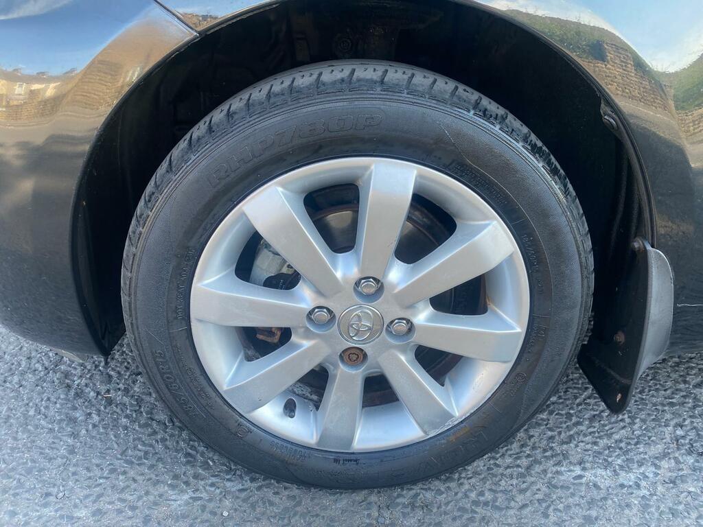 Toyota Yaris Yaris Tr Vvt-i Grey #20