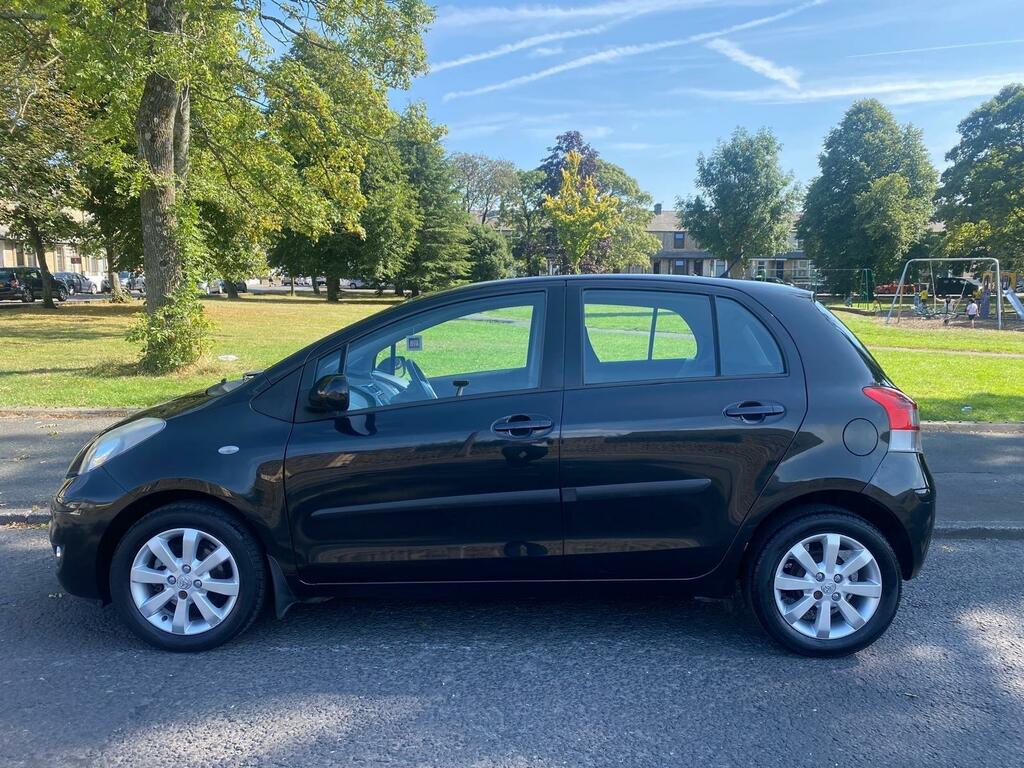 Toyota Yaris Yaris Tr Vvt-i Grey #25