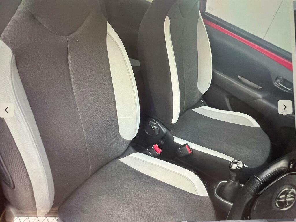 Toyota Aygo 1.0 Vvt-i X-play Euro 6 Red #5
