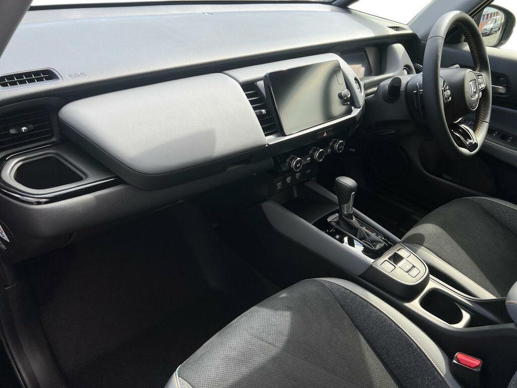 Honda Jazz Hat 1.5 I-mmd Hbd Advc Spt Ecvt Black #2
