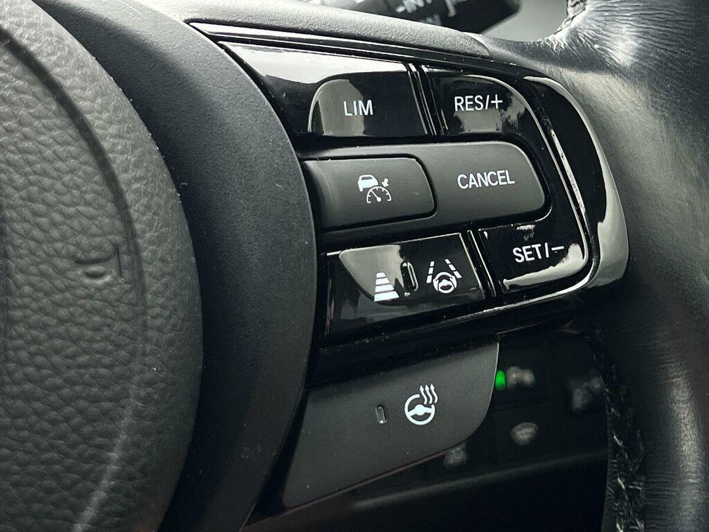 Honda Hr-V Advance I-mmd Cvt Red #38
